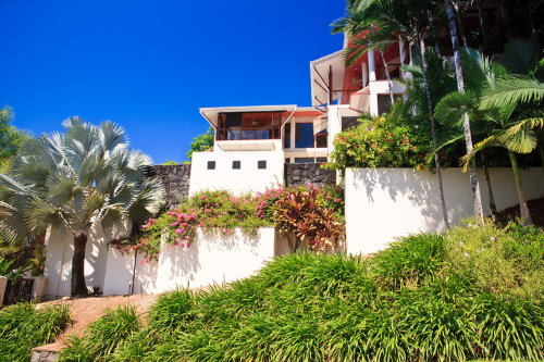 luxury home in the tropics